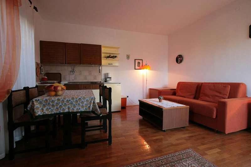 Apartment House